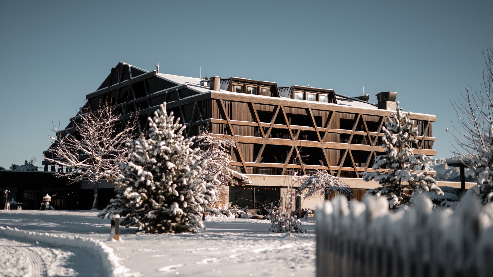 Unser Wellnesshotel in den Dolomiten im Winter Unser Wellnesshotel in den Dolomiten im Winter